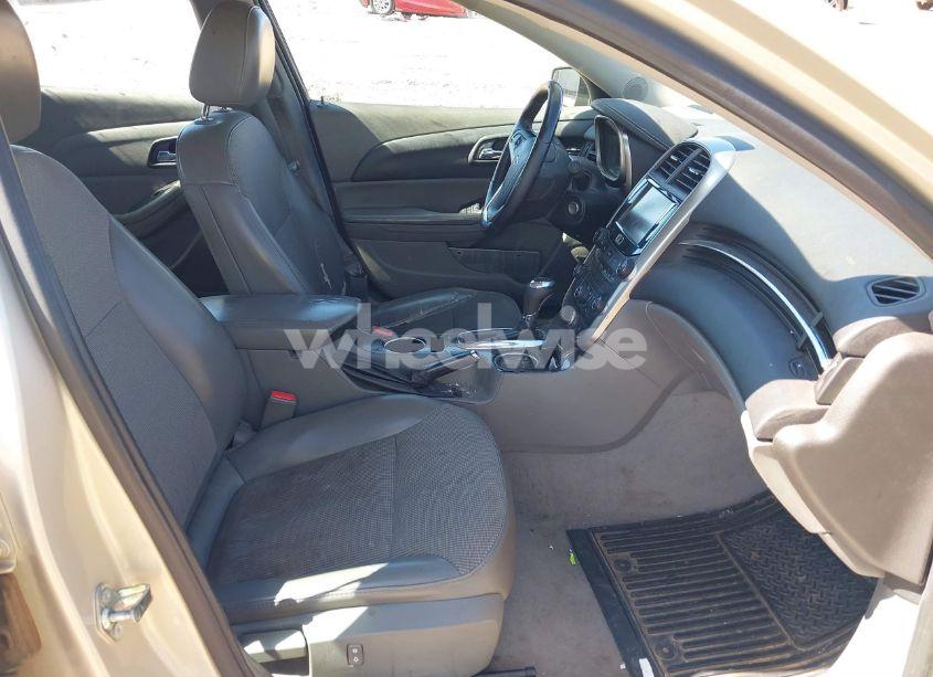 Photo 5 of 2015 Chevrolet Malibu 2LT (VIN 1G11D5SL3FF267080)