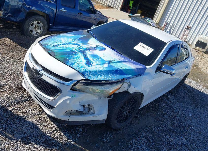 Photo 2 of 2015 Chevrolet Malibu 2LT (VIN 1G11D5SL3FF297079)