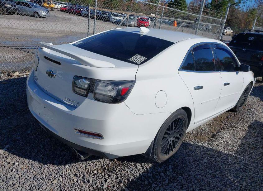 Photo 4 of 2015 Chevrolet Malibu 2LT (VIN 1G11D5SL3FF297079)