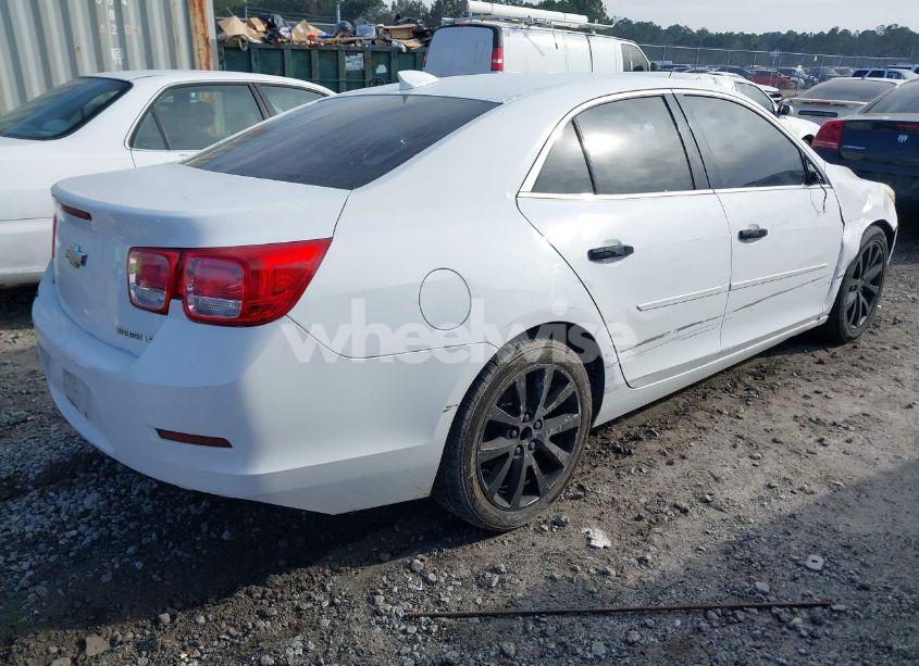 Photo 4 of 2015 Chevrolet Malibu 2LT (VIN 1G11D5SL3FF321428)