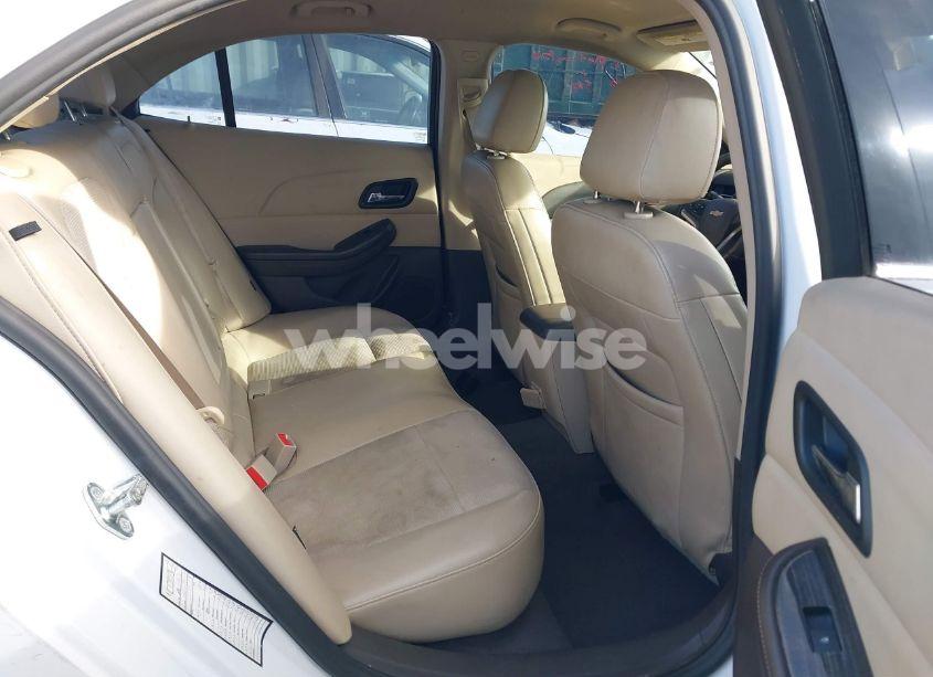 Photo 8 of 2015 Chevrolet Malibu 2LT (VIN 1G11D5SL3FF321428)