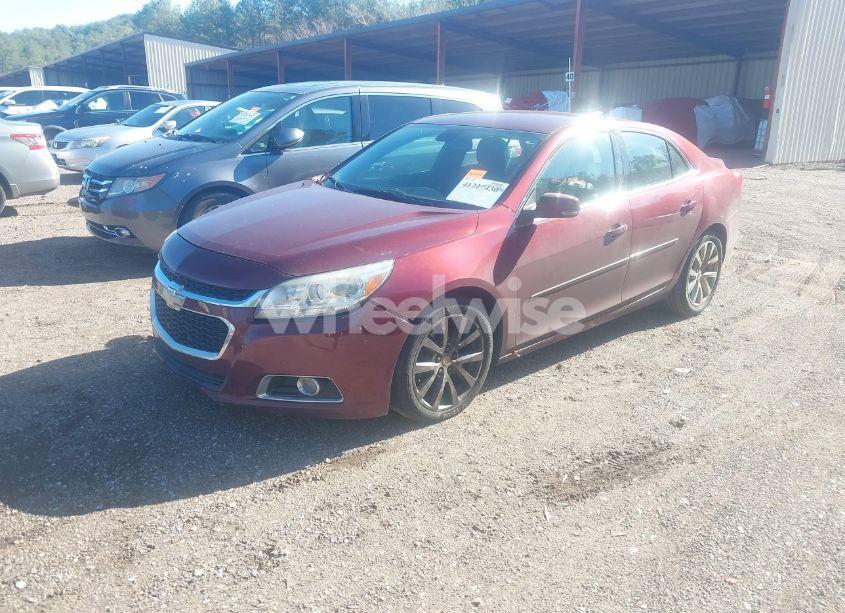 Photo 2 of 2015 Chevrolet Malibu 2LT (VIN 1G11D5SL3FF325818)