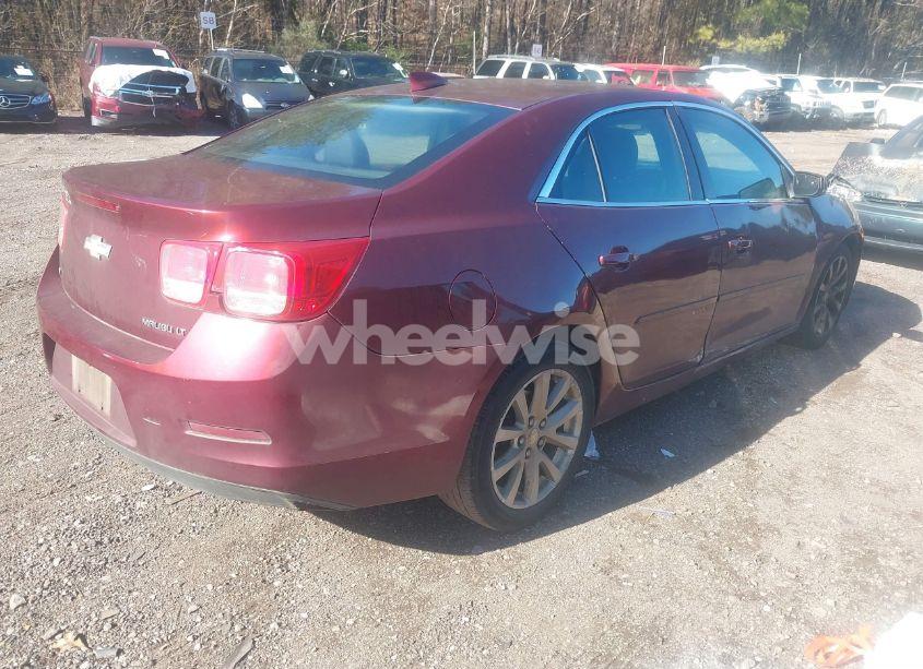 Photo 4 of 2015 Chevrolet Malibu 2LT (VIN 1G11D5SL3FF325818)