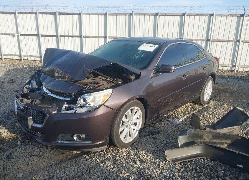 Photo 2 of 2015 Chevrolet Malibu 2LT (VIN 1G11D5SL4FF138104)