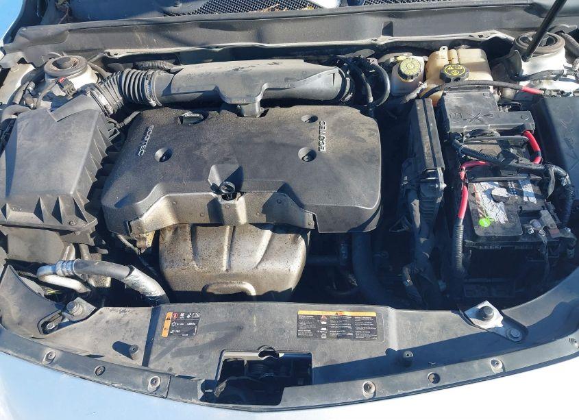 Photo 10 of 2015 Chevrolet Malibu 2LT (VIN 1G11D5SL4FF156358)