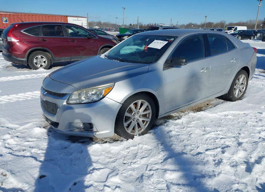 Photo 2 of 2015 Chevrolet Malibu 2LT (VIN 1G11D5SL4FF156358)