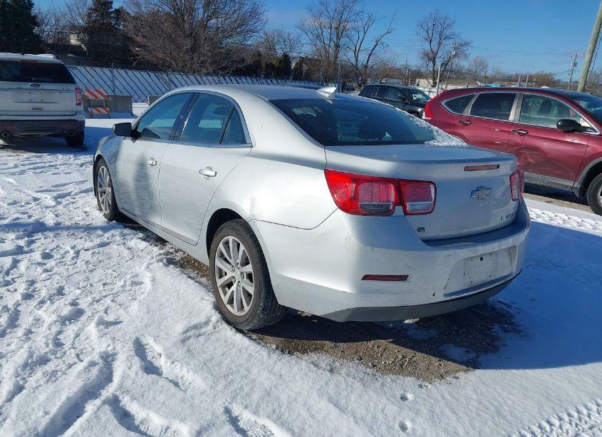 Photo 3 of 2015 Chevrolet Malibu 2LT (VIN 1G11D5SL4FF156358)