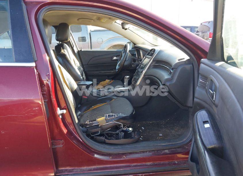 Photo 5 of 2015 Chevrolet Malibu 2LT (VIN 1G11D5SL4FF159776)