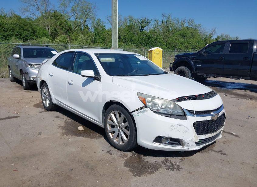 2015 Chevrolet Malibu 2LT (VIN 1G11D5SL4FF177727) main photo