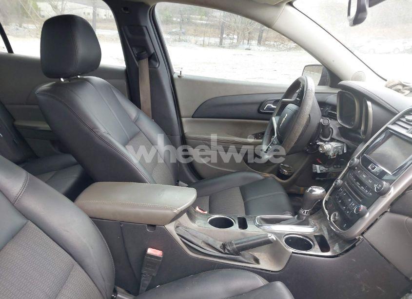 Photo 5 of 2015 Chevrolet Malibu 2LT (VIN 1G11D5SL4FF207907)