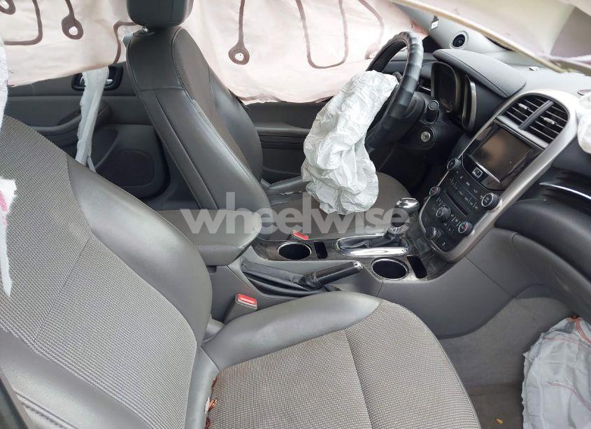 Photo 5 of 2015 Chevrolet Malibu 2LT (VIN 1G11D5SL4FF209284)
