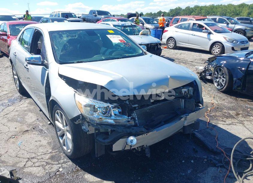 Photo 6 of 2015 Chevrolet Malibu 2LT (VIN 1G11D5SL4FF228689)