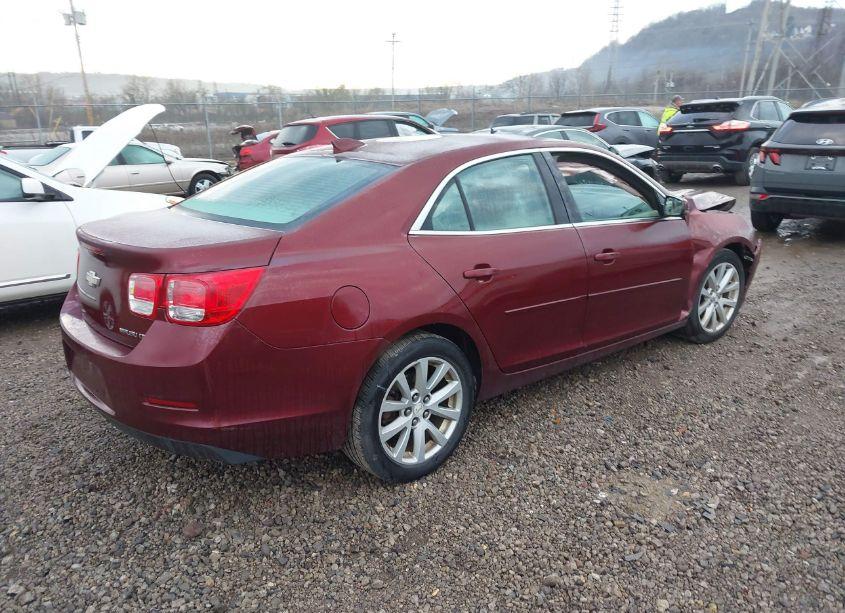 Photo 4 of 2015 Chevrolet Malibu 2LT (VIN 1G11D5SL4FF262325)