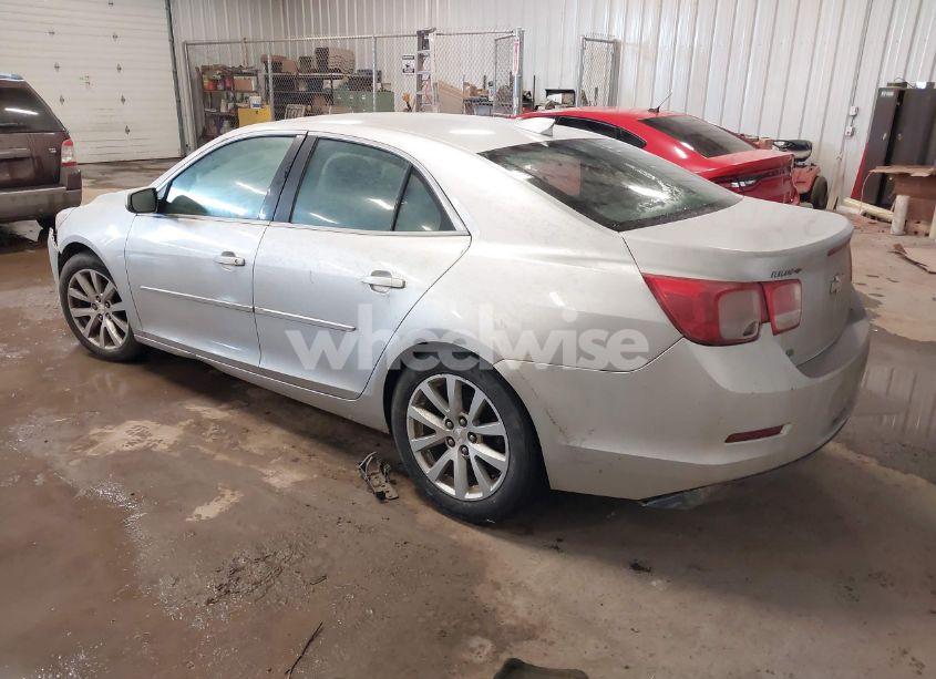 Photo 3 of 2015 Chevrolet Malibu 2LT (VIN 1G11D5SL4FF263684)