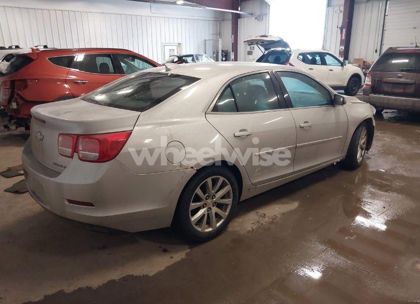 Photo 4 of 2015 Chevrolet Malibu 2LT (VIN 1G11D5SL4FF263684)