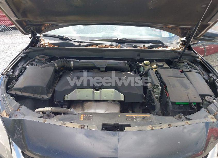 Photo 10 of 2015 Chevrolet Malibu 2LT (VIN 1G11D5SL4FF307134)