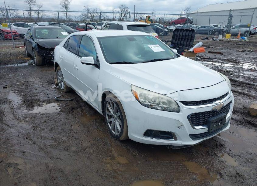 2015 Chevrolet Malibu 2LT (VIN 1G11D5SL4FU142116) main photo