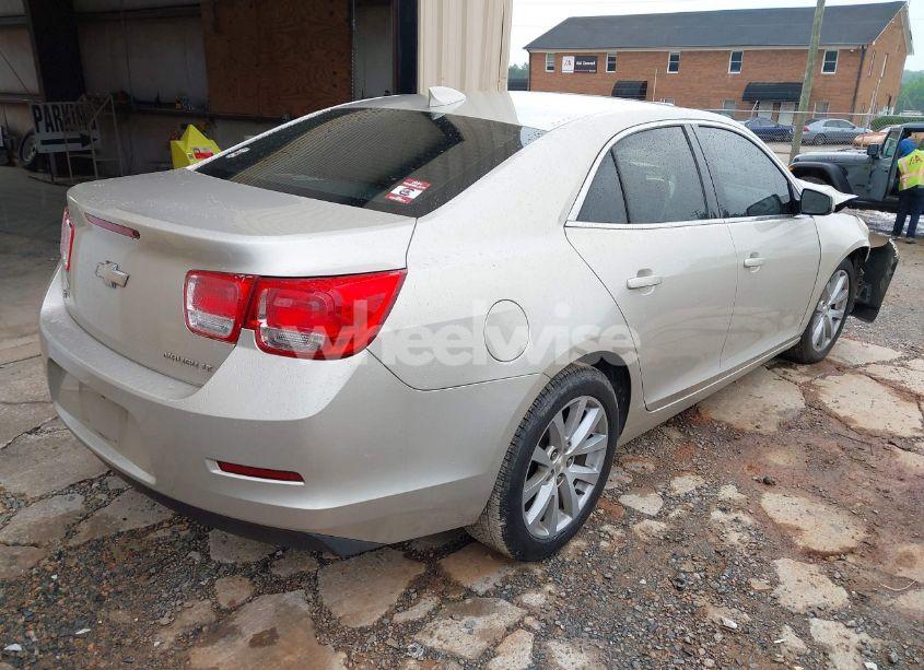 Photo 4 of 2015 Chevrolet Malibu 2LT (VIN 1G11D5SL5FF127970)