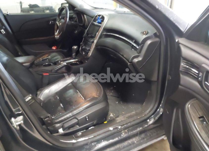 Photo 5 of 2015 Chevrolet Malibu 2LT (VIN 1G11D5SL5FF190874)