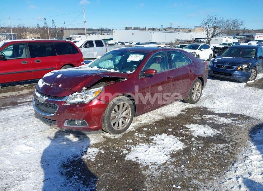 Photo 2 of 2015 Chevrolet Malibu 2LT (VIN 1G11D5SL5FF246313)