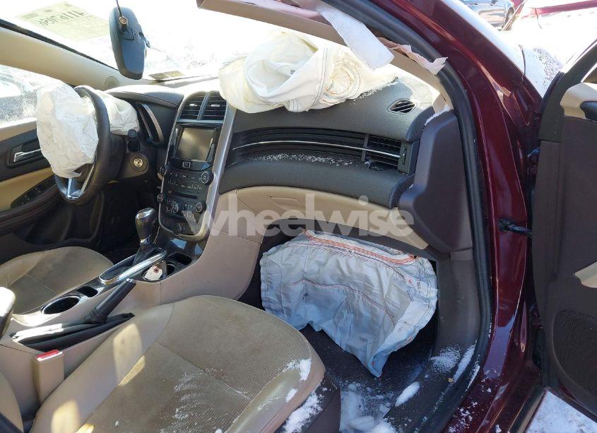 Photo 5 of 2015 Chevrolet Malibu 2LT (VIN 1G11D5SL5FF246313)