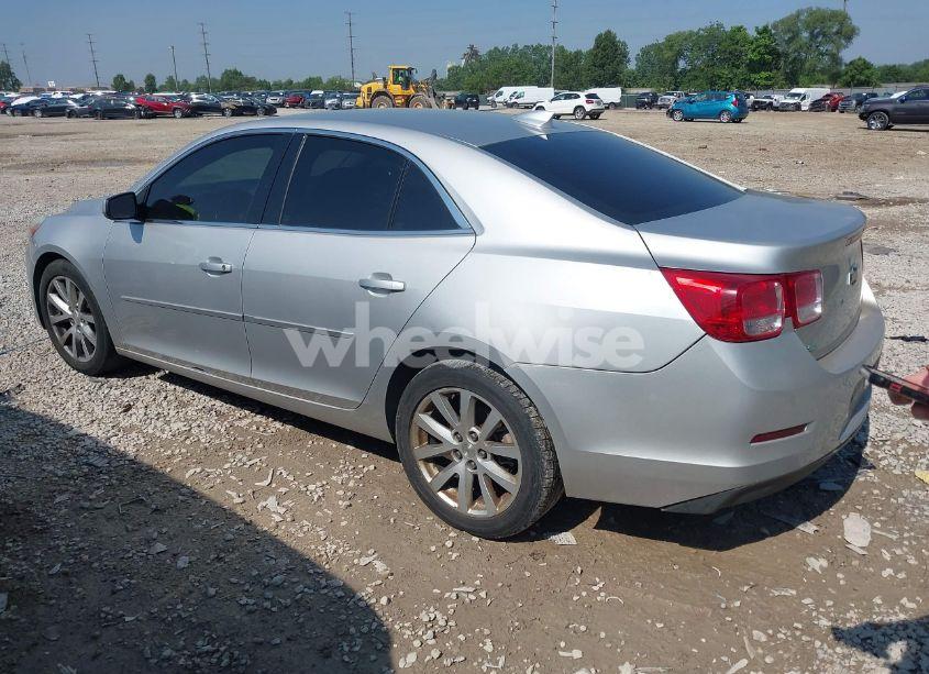 Photo 3 of 2015 Chevrolet Malibu 2LT (VIN 1G11D5SL5FF261894)