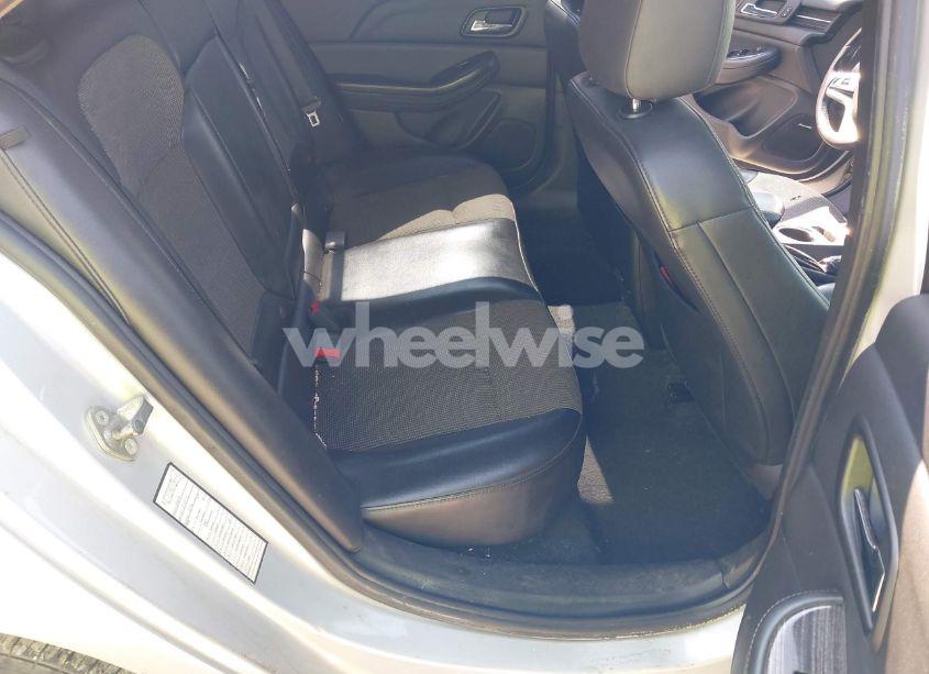 Photo 8 of 2015 Chevrolet Malibu 2LT (VIN 1G11D5SL5FF261894)