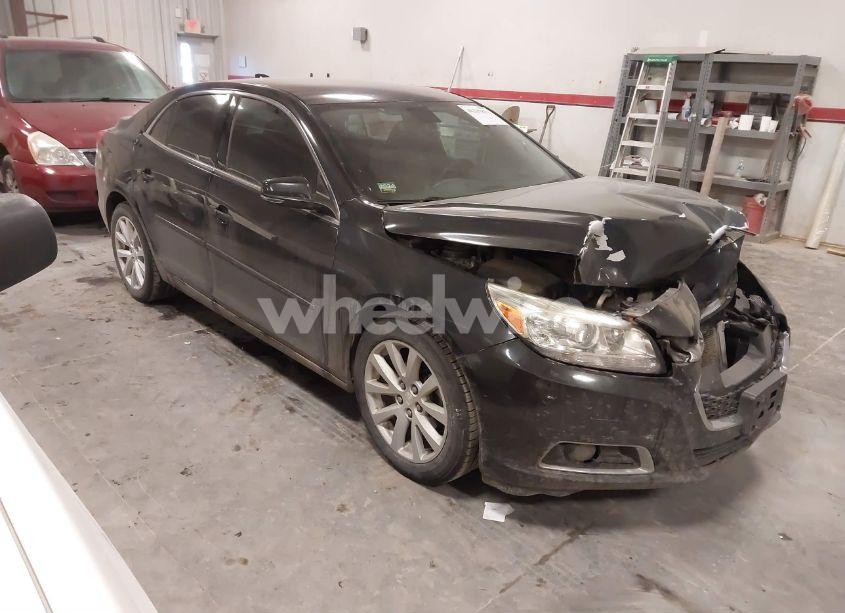 2015 Chevrolet Malibu 2LT (VIN 1G11D5SL5FF267744) main photo