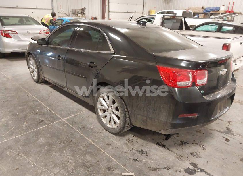 Photo 3 of 2015 Chevrolet Malibu 2LT (VIN 1G11D5SL5FF267744)