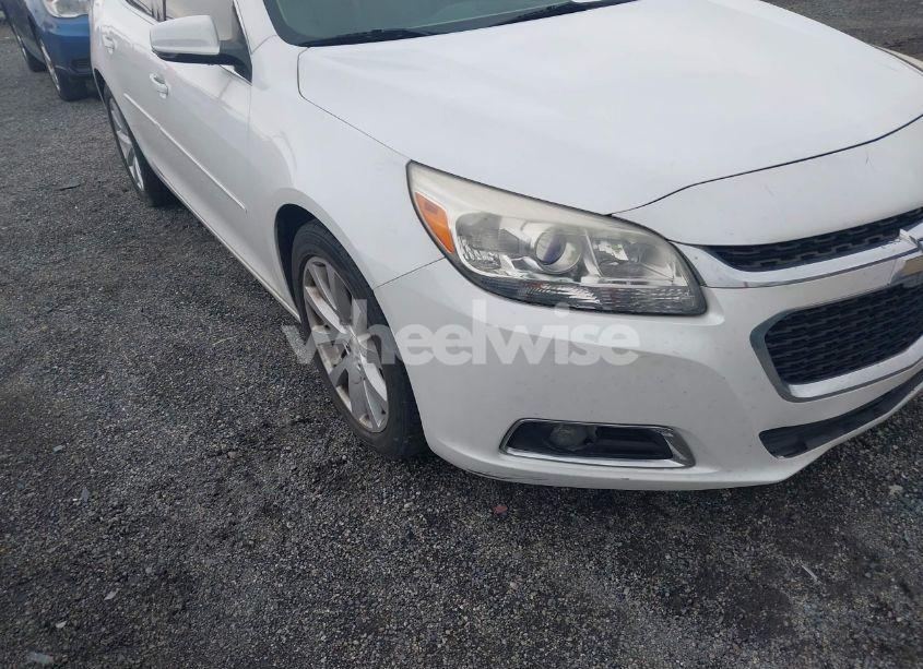 Photo 6 of 2015 Chevrolet Malibu 2LT (VIN 1G11D5SL5FF324119)