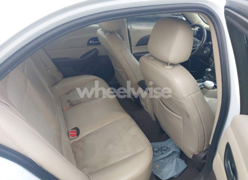 Photo 8 of 2015 Chevrolet Malibu 2LT (VIN 1G11D5SL5FF324119)