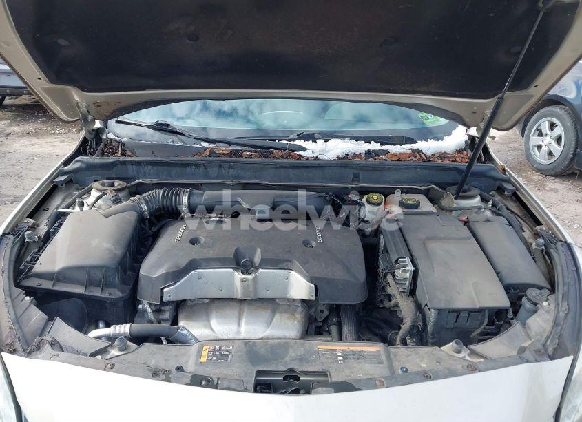Photo 10 of 2015 Chevrolet Malibu 2LT (VIN 1G11D5SL5FF350350)