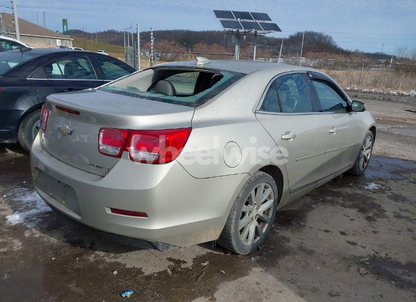 Photo 4 of 2015 Chevrolet Malibu 2LT (VIN 1G11D5SL5FF350350)