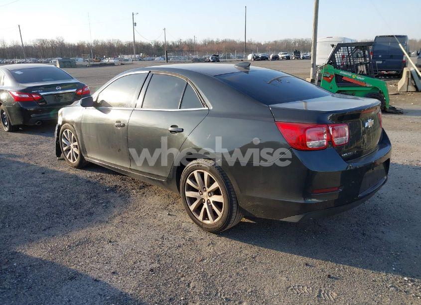 Photo 3 of 2015 Chevrolet Malibu 2LT (VIN 1G11D5SL6FF130179)