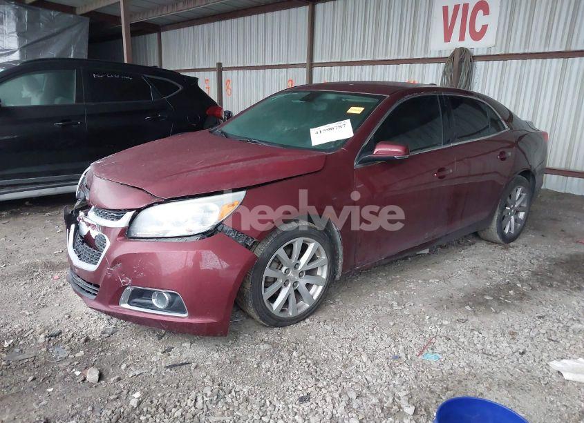 Photo 2 of 2015 Chevrolet Malibu 2LT (VIN 1G11D5SL6FF206600)