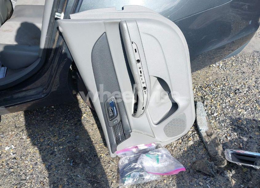 Photo 12 of 2015 Chevrolet Malibu 2LT (VIN 1G11D5SL6FF229102)