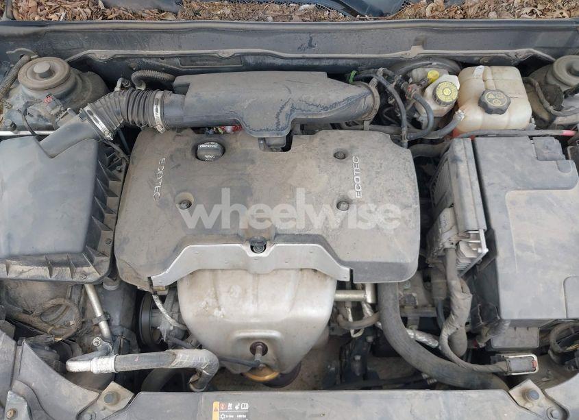 Photo 10 of 2015 Chevrolet Malibu 2LT (VIN 1G11D5SL6FF248331)