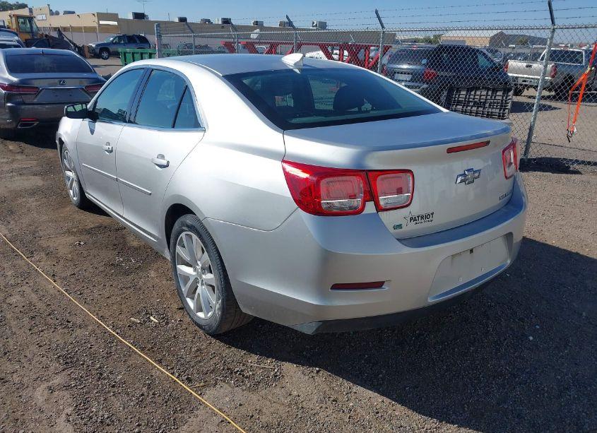 Photo 3 of 2015 Chevrolet Malibu 2LT (VIN 1G11D5SL6FF265081)