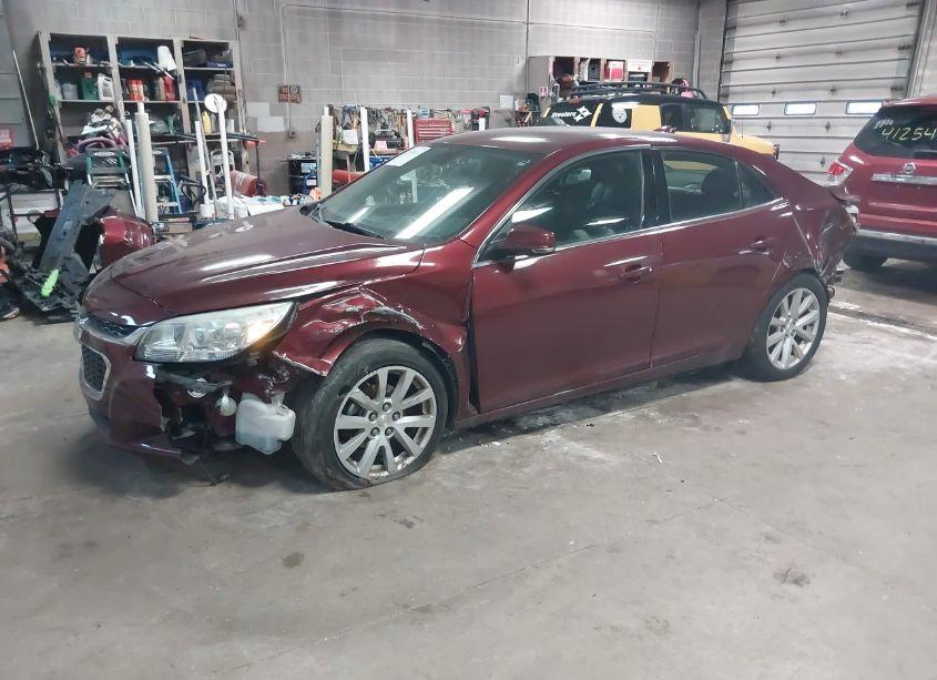 Photo 2 of 2015 Chevrolet Malibu 2LT (VIN 1G11D5SL7FF122768)