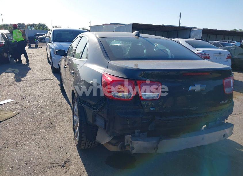 Photo 3 of 2015 Chevrolet Malibu 2LT (VIN 1G11D5SL7FF126366)