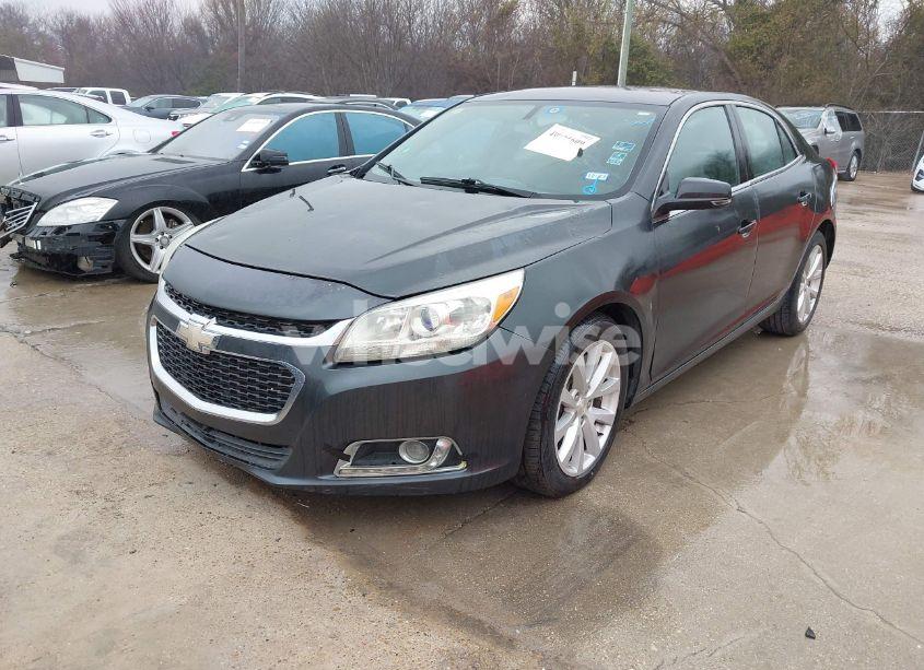 Photo 2 of 2015 Chevrolet Malibu 2LT (VIN 1G11D5SL7FF175289)