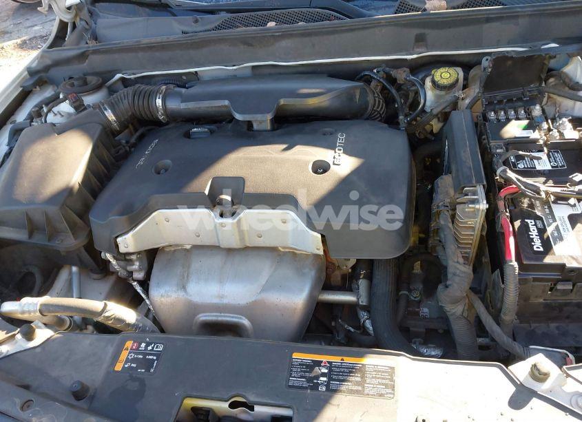Photo 10 of 2015 Chevrolet Malibu 2LT (VIN 1G11D5SL7FF178807)