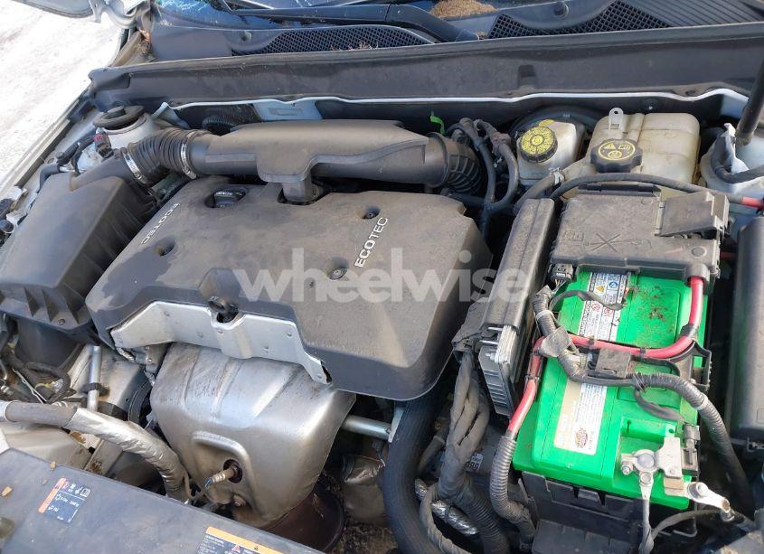 Photo 10 of 2015 Chevrolet Malibu 2LT (VIN 1G11D5SL7FF188981)