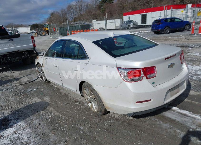 Photo 3 of 2015 Chevrolet Malibu 2LT (VIN 1G11D5SL7FF188981)