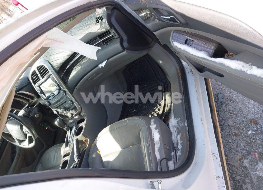 Photo 5 of 2015 Chevrolet Malibu 2LT (VIN 1G11D5SL7FF188981)