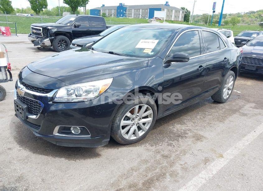 Photo 2 of 2015 Chevrolet Malibu 2LT (VIN 1G11D5SL7FF224930)