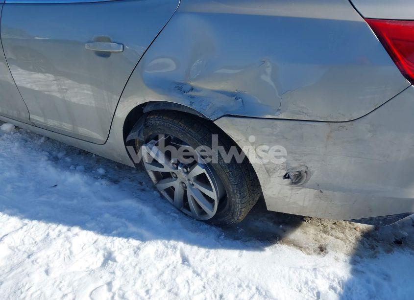 Photo 6 of 2015 Chevrolet Malibu 2LT (VIN 1G11D5SL7FF258446)
