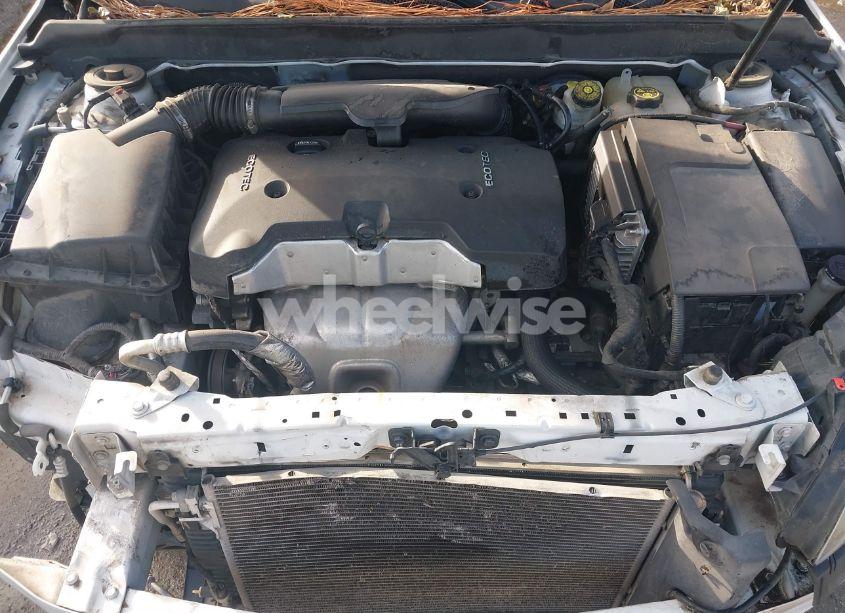 Photo 10 of 2015 Chevrolet Malibu 2LT (VIN 1G11D5SL7FF262478)