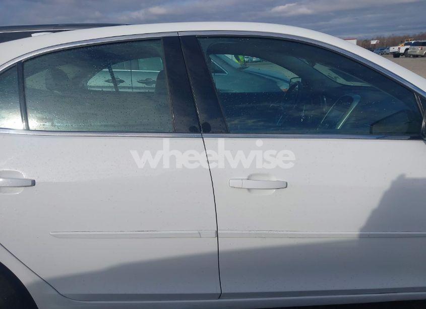 Photo 14 of 2015 Chevrolet Malibu 2LT (VIN 1G11D5SL7FF262478)