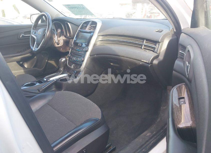 Photo 5 of 2015 Chevrolet Malibu 2LT (VIN 1G11D5SL7FF262478)